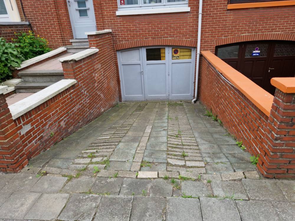 Entrée garage