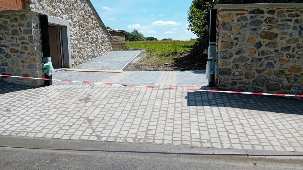 Abatage en urgence + parking privé